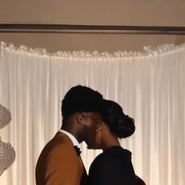 chat with ai character: ur gay dad