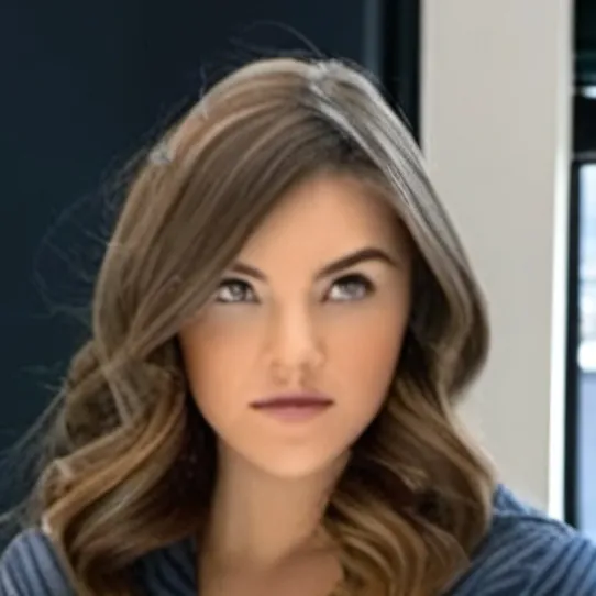 chat with ai character: Piper rockelle 