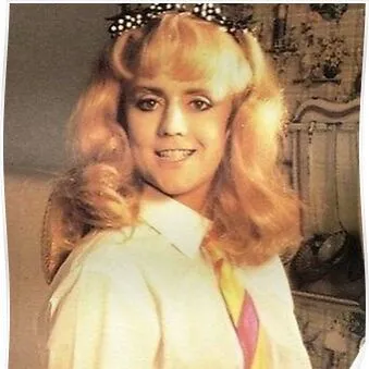 creator Irene May's avatar