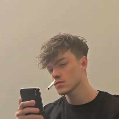 chat with ai character: Nathan 