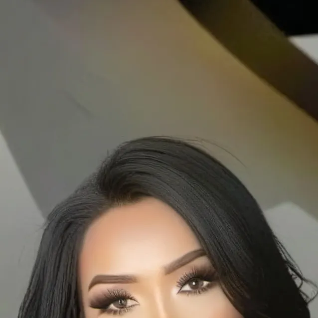 chat with ai character: Valentina 