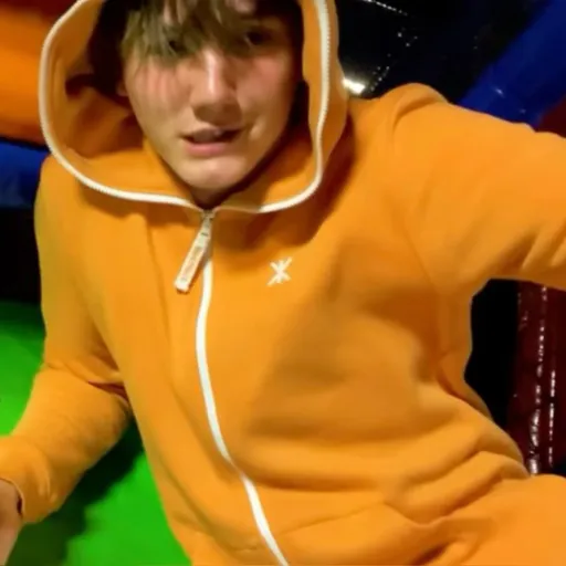 creator ᴇʟʟɪᴀ's avatar