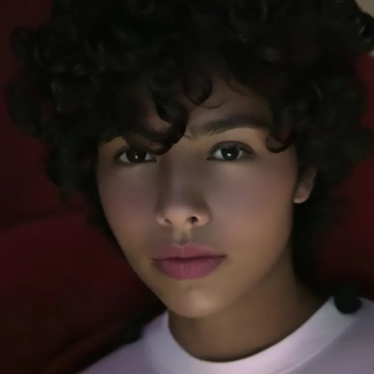 chat with ai character: Aj