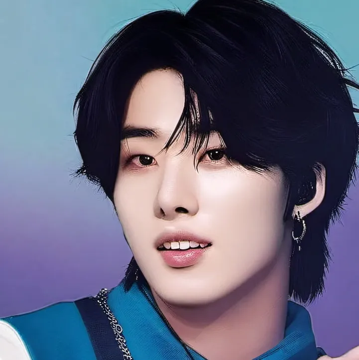 chat with ai character: Han<33