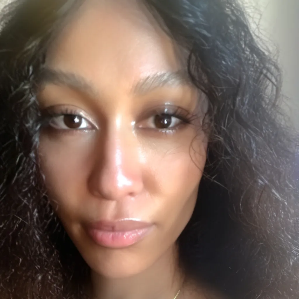 chat with ai character: Blessyng