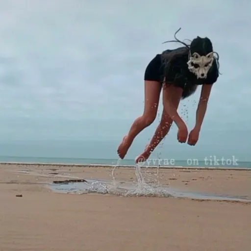 creator child consumer <3's avatar