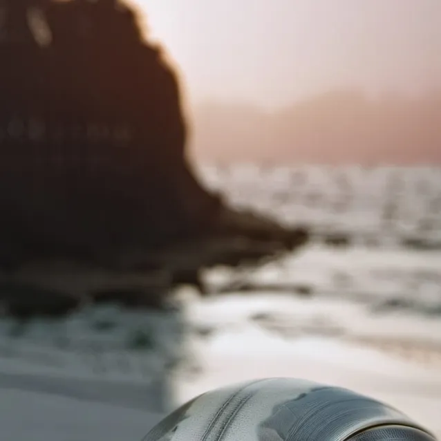 chat with ai character: Hermie