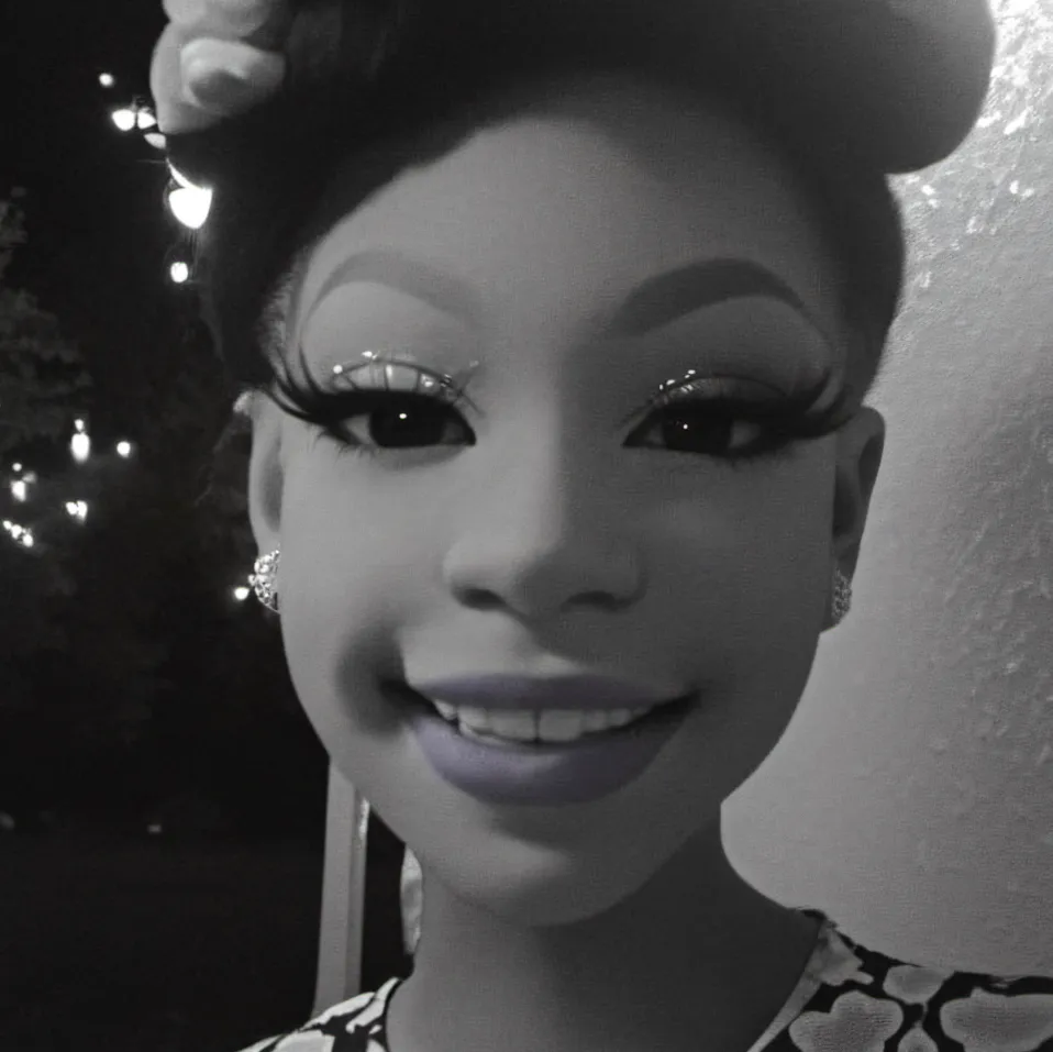 chat with ai character: Shanna