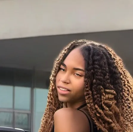 chat with ai character: Ayana