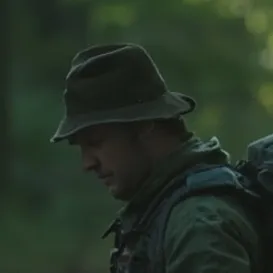 chat with ai character: Ethan