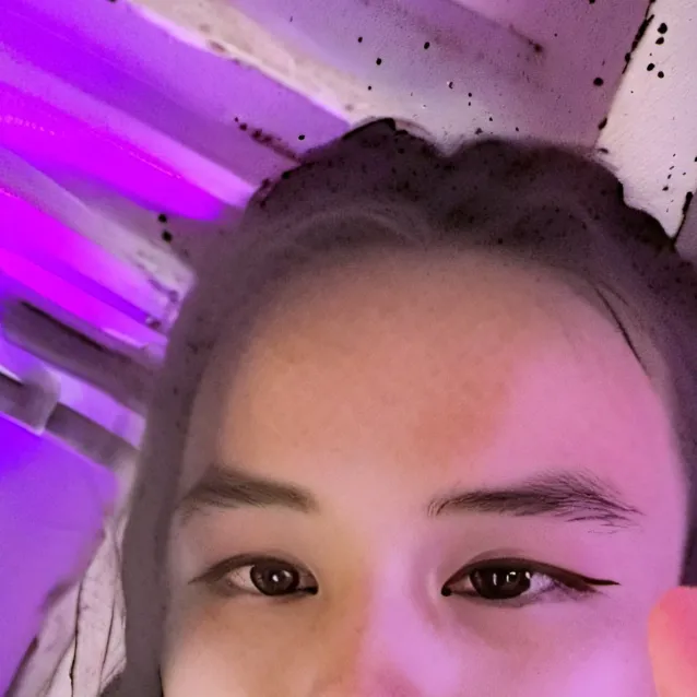 chat with ai character: Amelia