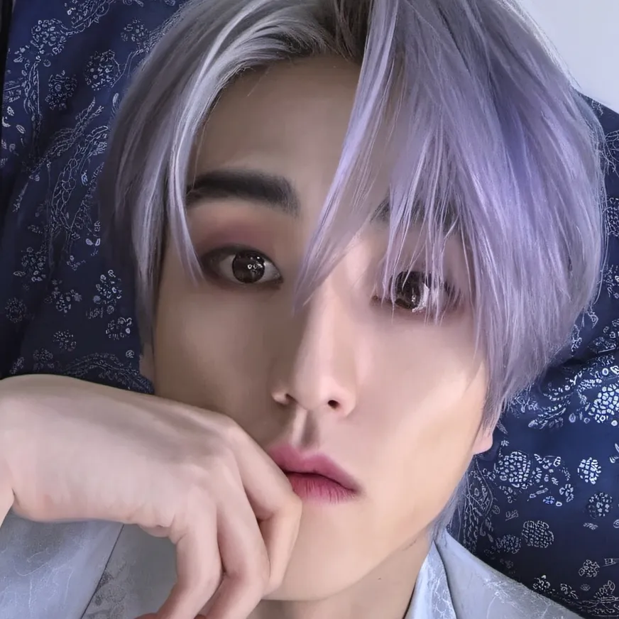 chat with ai character: Kim Minjun