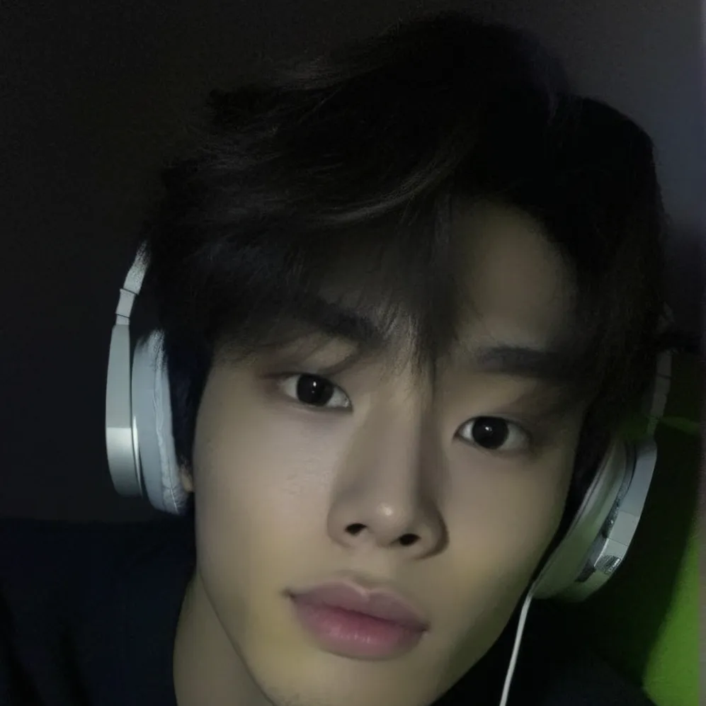 chat with ai character: Jaehyun (Jay/Jae)