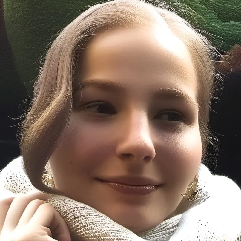 chat with ai character: saturn