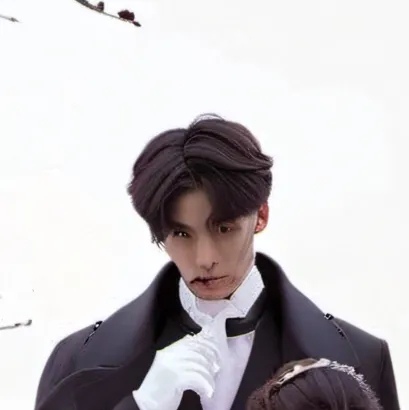 chat with ai character: ☾★☁︎♣︎Eli