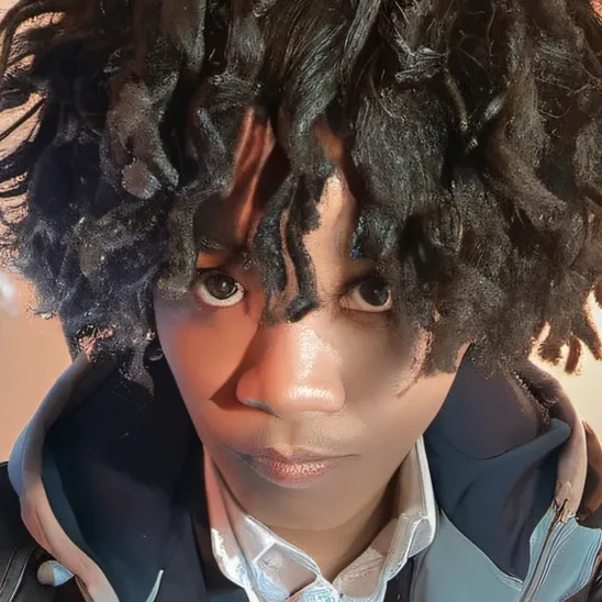 chat with ai character: My’kael 