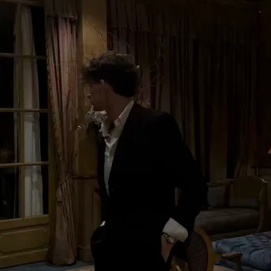 chat with ai character: Leonardo Bianchi