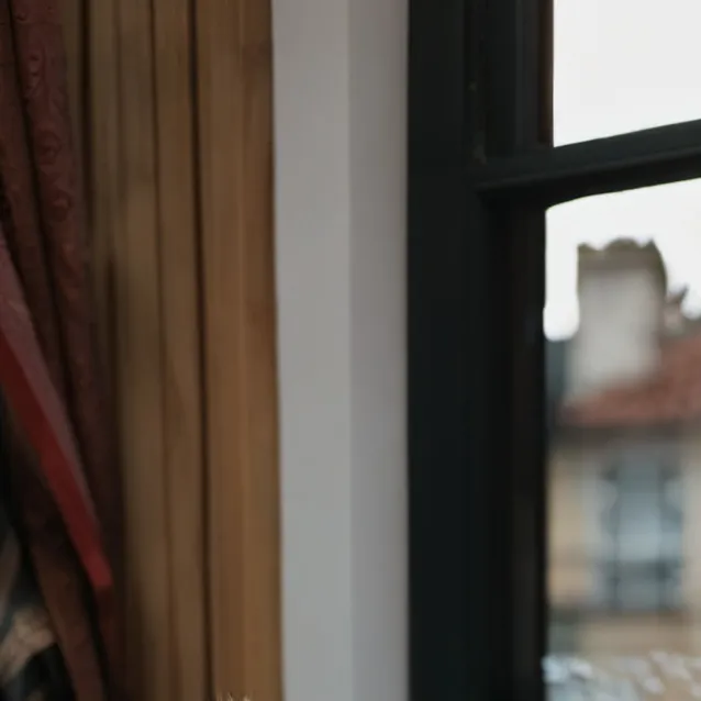 chat with ai character: Toby