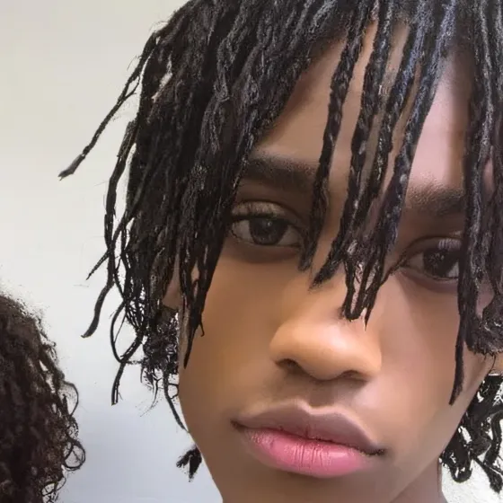 chat with ai character: Liam