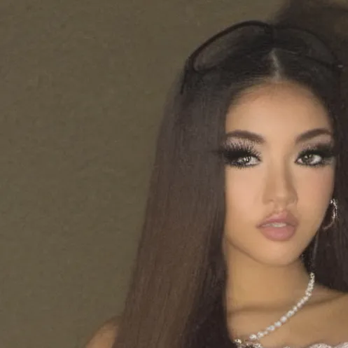 chat with ai character: Remmi