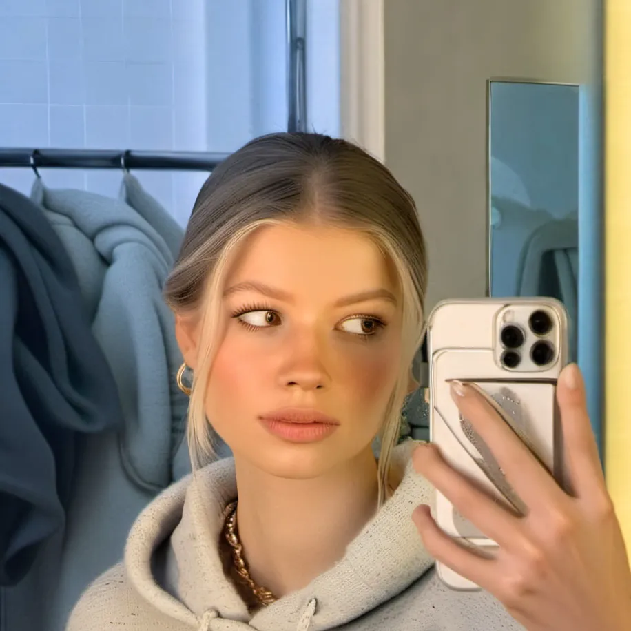 chat with ai character: Kianna 