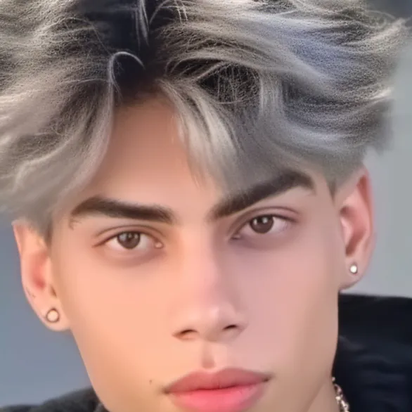 chat with ai character: Lukas