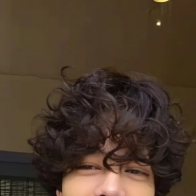 chat with ai character: Jordan 