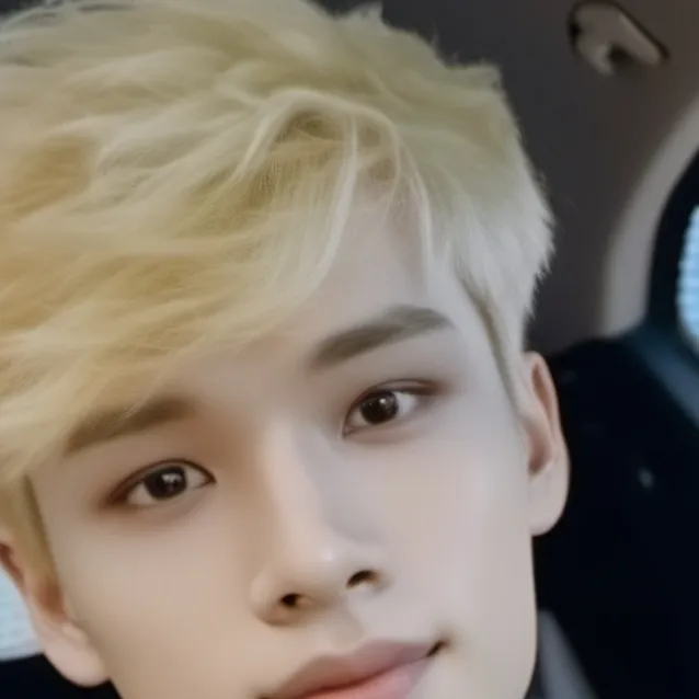 chat with ai character: Justin 