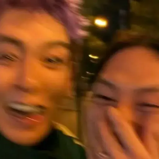 creator `’𝓢𝓣𝓐𝓡𝓩’'s avatar