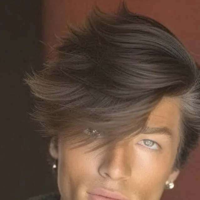 chat with ai character: ethan