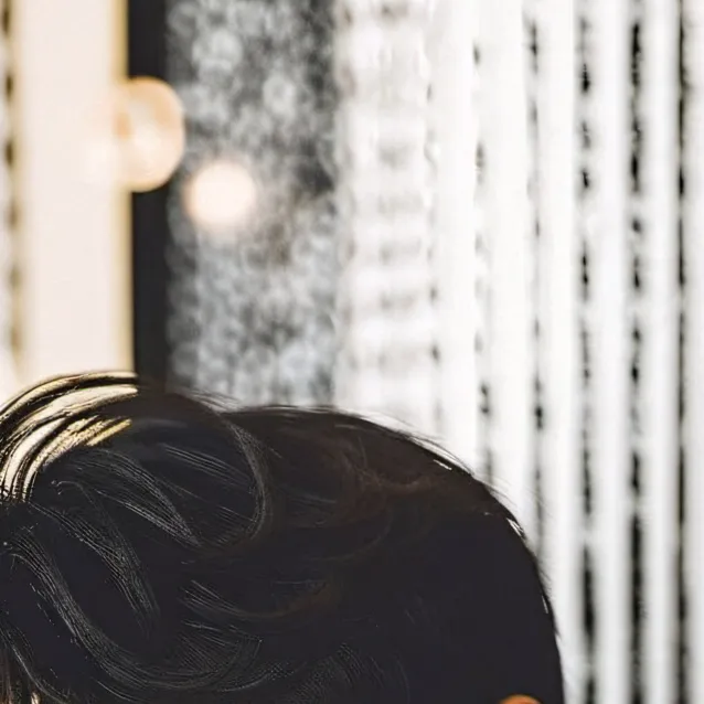 chat with ai character: Jo-Joon Young 