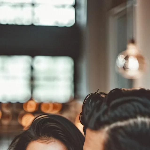 chat with ai character: James and Machel