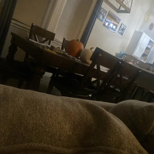 creator Eve☺️'s avatar