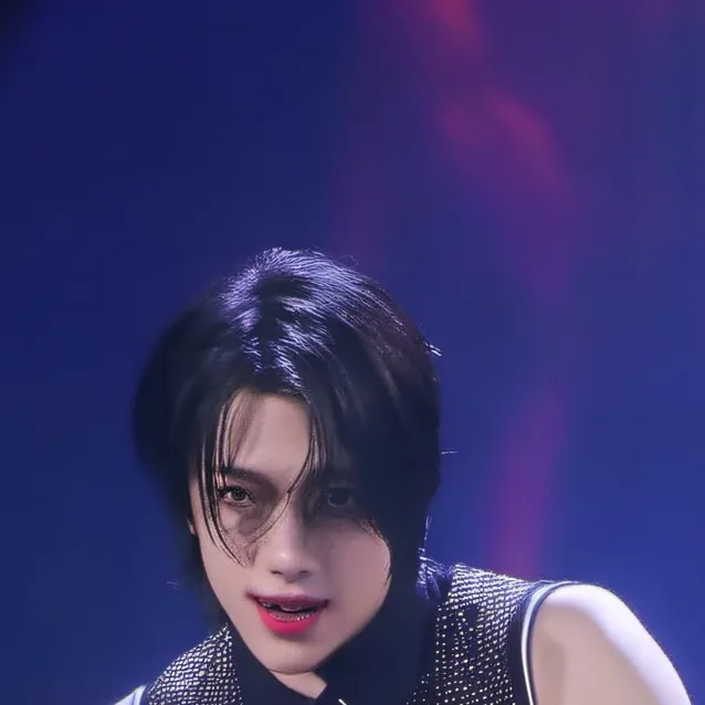 chat with ai character: hyunjin,bangchan 