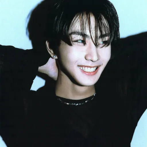 creator Aishi  ✨️'s avatar