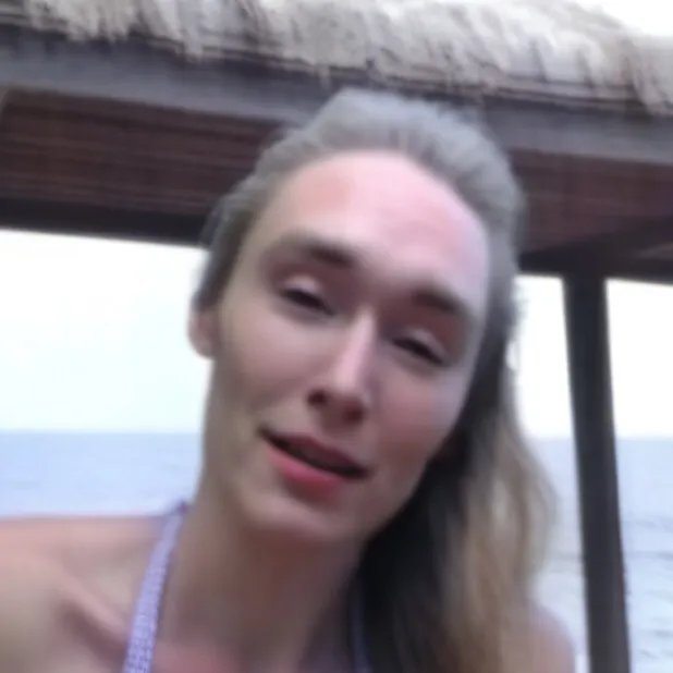 chat with ai character: Sunbathing BF