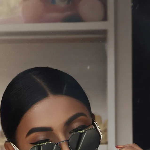 chat with ai character: Katie 