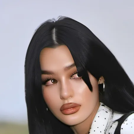 chat with ai character: Nevada/Nika