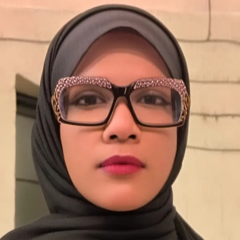 chat with ai character: Radiya