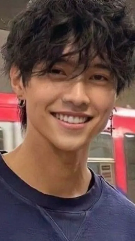 ai character: Kaiden background