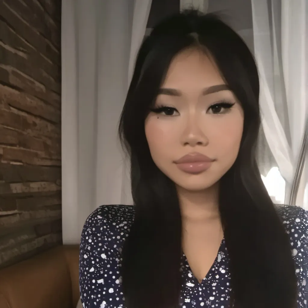 chat with ai character: Selina 🌸🕊️