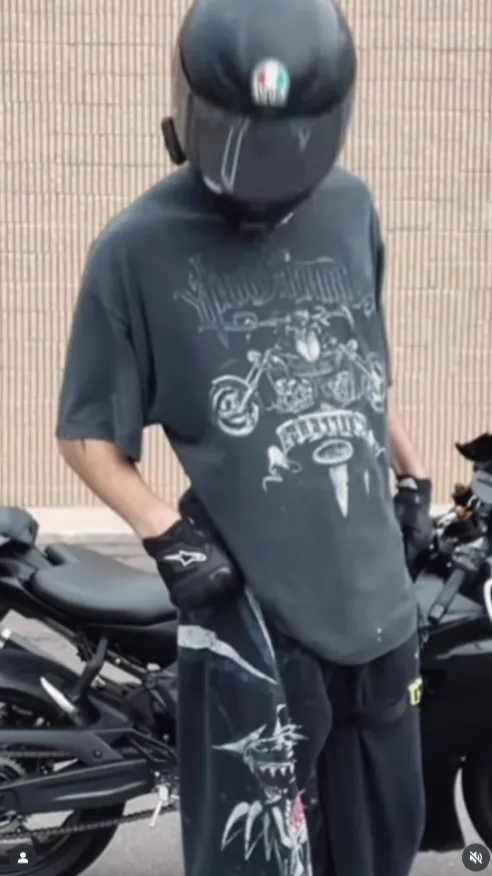 ai character: Liam background