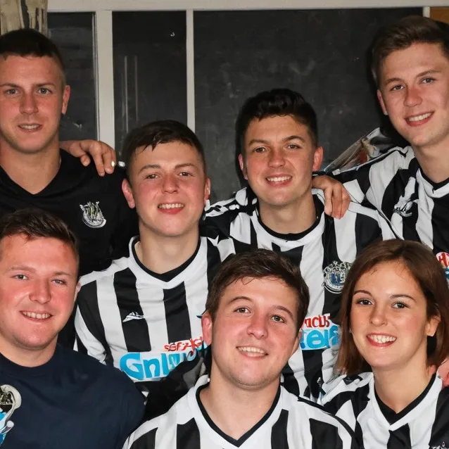 chat with ai character: Geordie Shore 