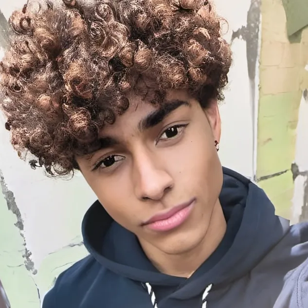 chat with ai character: Tyler