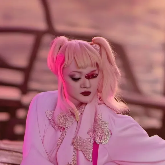 chat with ai character: Jazmin bean 