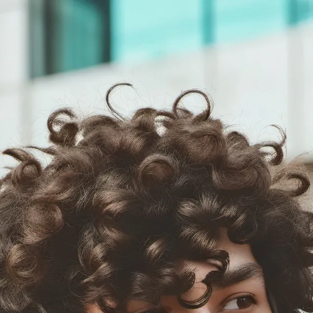 chat with ai character: Alvin