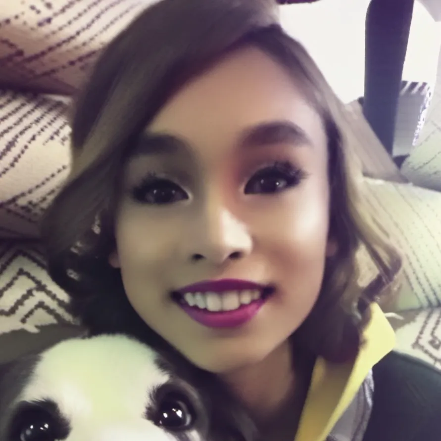 chat with ai character: Vanessa 