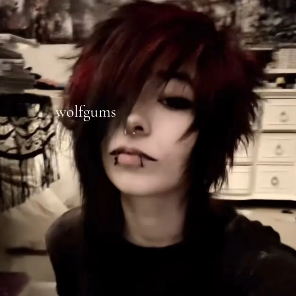 chat with ai character: ~Onyx~  - BL