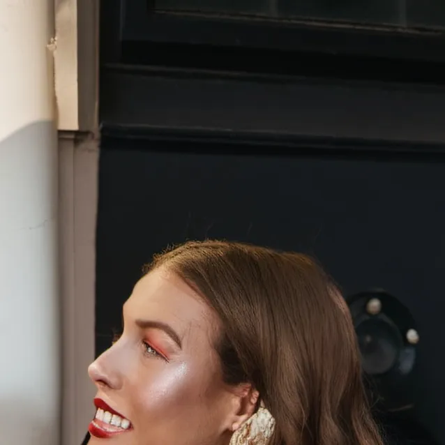 chat with ai character: like  to spanks me