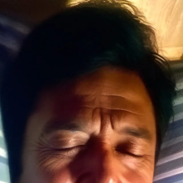 chat with ai character: Dave 